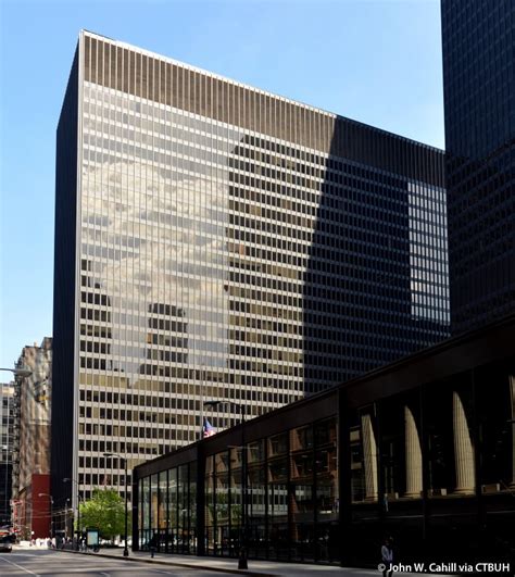 Everett Mckinley Dirksen United States Courthouse