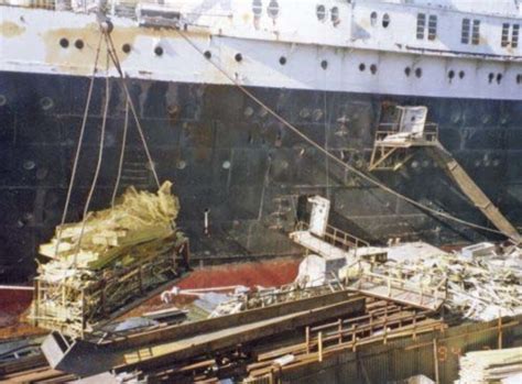 Ss United States Sinking