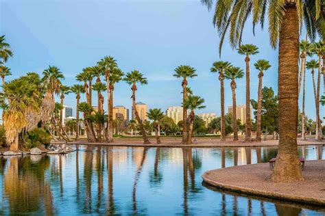 Warm Vacation Spots In March United States